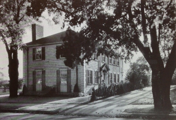 Howe, Manning, and Almy, James Morgan House, Prescott Road, Lynn, Mass., 1932. © Massachusetts Institute of Technology, Institute Archives and Special Collections
