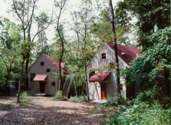 Cabins, Camp Tweedale, Lower Oxford Township, Pa., 1990. © Tom Bernard; Courtesy of SMP Architects